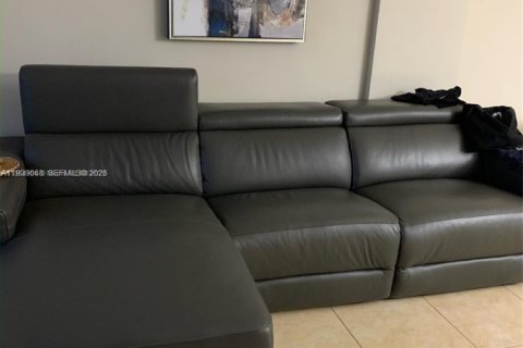 Copropriété à louer à Hollywood, Floride: 1 chambre, 75.9 m2 № 1996783 - photo 10