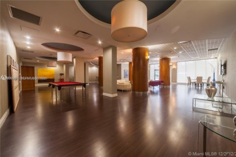 Copropriété à louer à Hollywood, Floride: 1 chambre, 75.9 m2 № 1996783 - photo 4