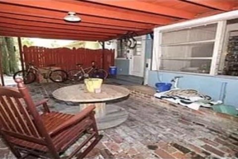 Villa ou maison à louer à Orlando, Floride: 2 chambres, 260.13 m2 № 2399411 - photo 10
