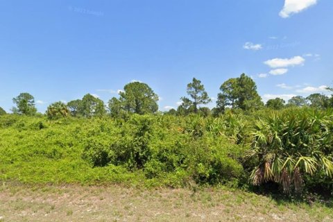 Land in Lehigh Acres, Florida № 2163958