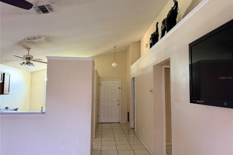 Villa ou maison à vendre à Kissimmee, Floride: 3 chambres, 113.9 m2 № 2321784 - photo 3