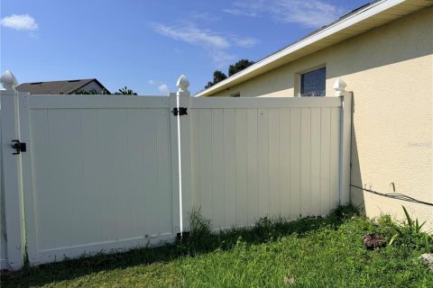 Villa ou maison à vendre à Kissimmee, Floride: 3 chambres, 113.9 m2 № 2321784 - photo 23