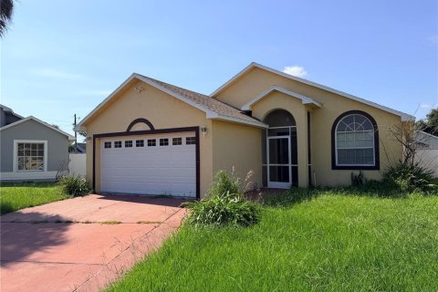Villa ou maison à vendre à Kissimmee, Floride: 3 chambres, 113.9 m2 № 2321784 - photo 2