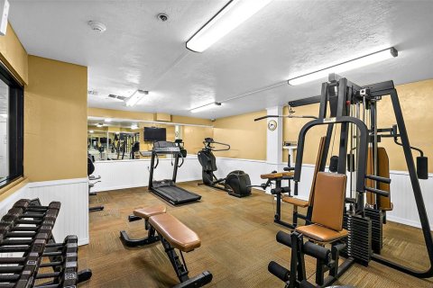 Condo in Daytona Beach, Florida, 2 bedrooms  № 1570417 - photo 29
