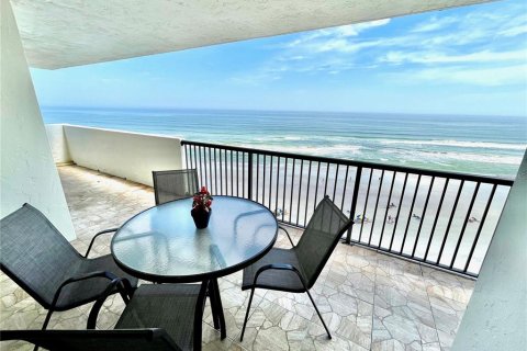 Condo in Daytona Beach, Florida, 2 bedrooms  № 1570417 - photo 2