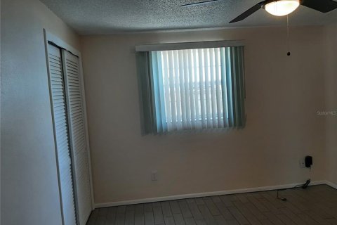 Casa en venta en New Port Richey, Florida, 2 dormitorios, 101.08 m2 № 2166525 - foto 18