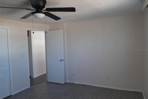 Casa en venta en New Port Richey, Florida, 2 dormitorios, 101.08 m2 № 2166525 - foto 11