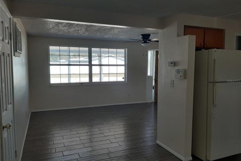 Casa en venta en New Port Richey, Florida, 2 dormitorios, 101.08 m2 № 2166525 - foto 6