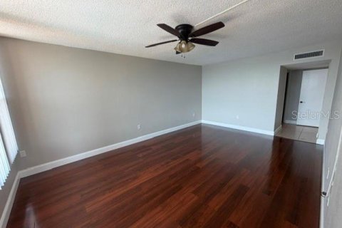 Condo in Winter Haven, Florida, 2 bedrooms № 2233647 - photo 26