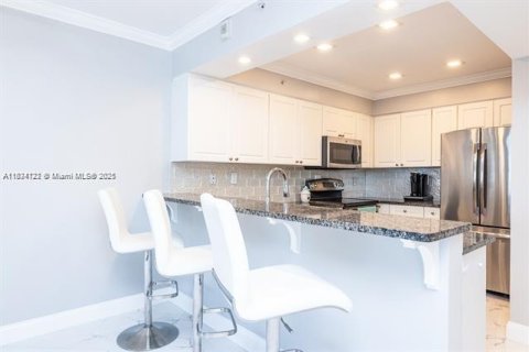 Condominio en alquiler en Hollywood, Florida, 54.81 m2 № 1813943 - foto 24