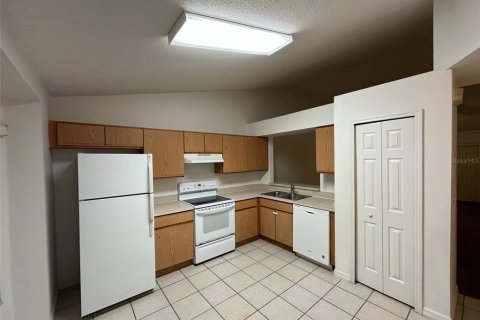 Adosado en alquiler en Kissimmee, Florida, 3 dormitorios, 107.3 m2 № 1787879 - foto 13