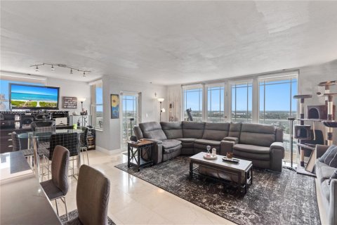 Condominio en venta en Miami, Florida, 2 dormitorios, 105.91 m2 № 2010605 - foto 3