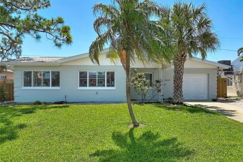 Casa en alquiler en Saint Pete Beach, Florida, 3 dormitorios, 141.58 m2 № 2277881 - foto 5
