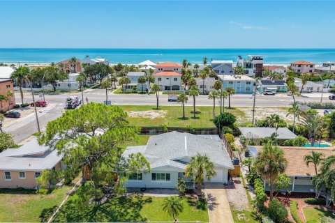 Casa en alquiler en Saint Pete Beach, Florida, 3 dormitorios, 141.58 m2 № 2277881 - foto 4