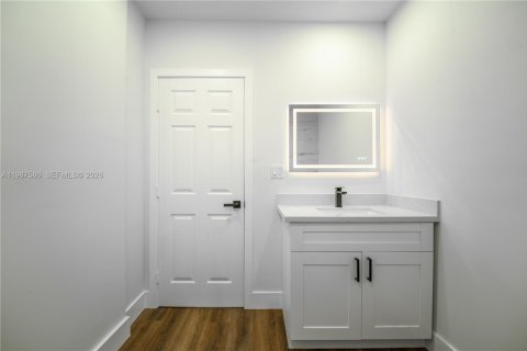 Купить виллу или дом в Майами, Флорида 3 спальни, 109.72м2, № 2049098 - фото 20