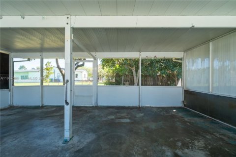 Купить виллу или дом в Майами, Флорида 3 спальни, 109.72м2, № 2049098 - фото 29