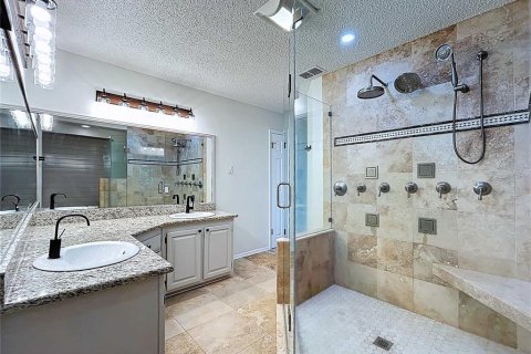 Casa en venta en Plant City, Florida, 5 dormitorios, 311.97 m2 № 1782186 - foto 18