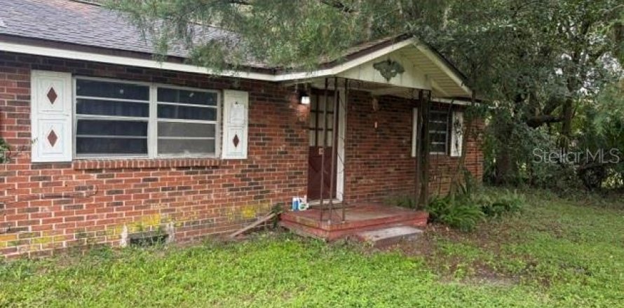 House in Orlando, Florida 3 bedrooms, 122.63 sq.m. № 2426000