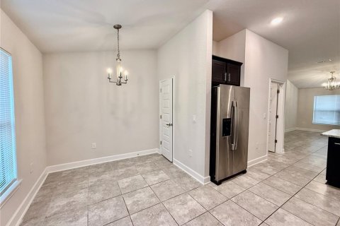 Villa ou maison à louer à Davenport, Floride: 4 chambres, 167.87 m2 № 2419069 - photo 7