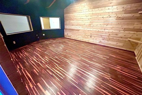 Commercial property in Orlando, Florida 297.29 sq.m. № 2231459 - photo 9