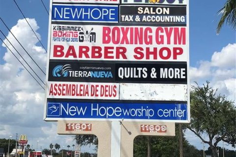 Commercial property in Orlando, Florida 297.29 sq.m. № 2231459 - photo 4