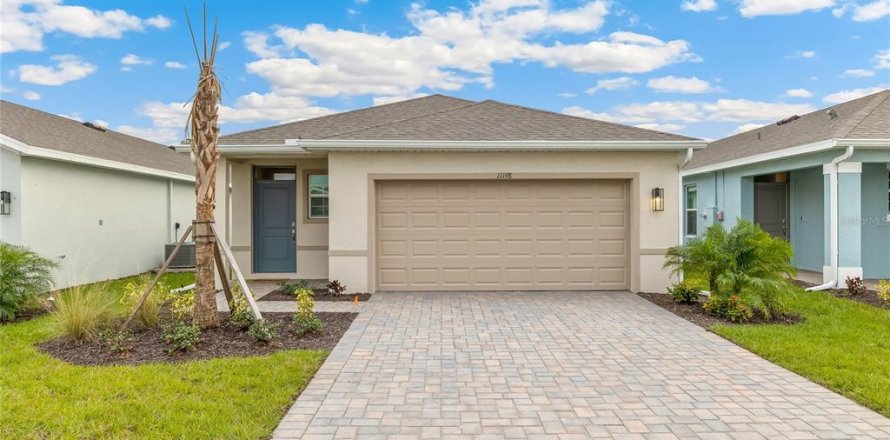 House in Punta Gorda, Florida 4 bedrooms, 154.68 sq.m. № 2341539