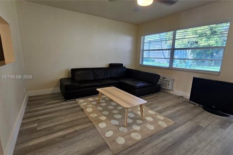 Copropriété à louer à Hollywood, Floride: 1 chambre, 59.46 m2 № 2268797 - photo 11