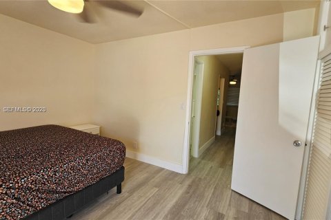 Copropriété à louer à Hollywood, Floride: 1 chambre, 59.46 m2 № 2268797 - photo 4