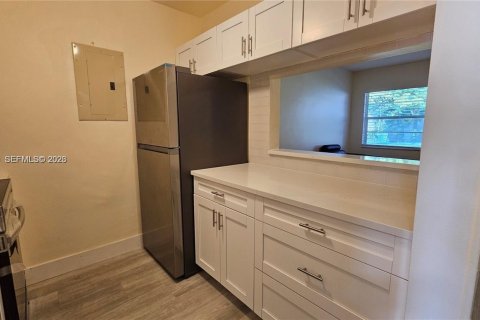 Copropriété à louer à Hollywood, Floride: 1 chambre, 59.46 m2 № 2268797 - photo 9