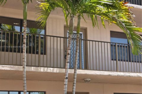 Condominio en venta en Sunrise, Florida, 2 dormitorios, 131.74 m2 № 1708191 - foto 15