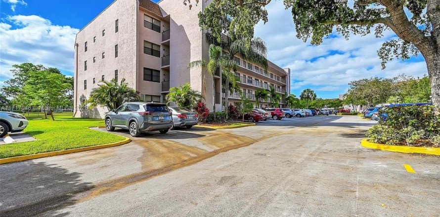 Condominio en Sunrise, Florida, 2 dormitorios № 1708191