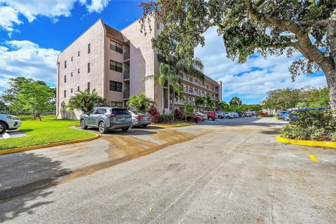 Condominio en venta en Sunrise, Florida, 2 dormitorios, 131.74 m2 № 1708191 - foto 16