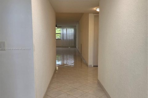Condominio en venta en Sunrise, Florida, 2 dormitorios, 131.74 m2 № 1708191 - foto 12