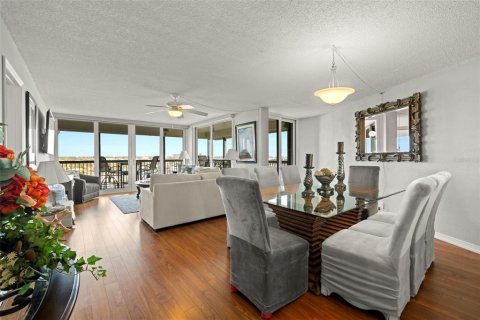 Condo in Saint Pete Beach, Florida, 2 bedrooms  № 1844909 - photo 13