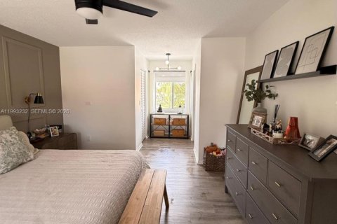 Купить виллу или дом в Дания-Бич, Флорида 3 спальни, 128.21м2, № 2269856 - фото 2