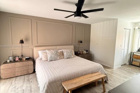 Casa en Dania Beach, Florida 3 dormitorios, 128.21 m2 № 2269856