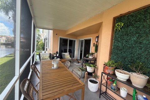 Купить виллу или дом в Дания-Бич, Флорида 3 спальни, 128.21м2, № 2269856 - фото 26