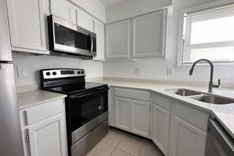 Condo in Winter Park, Florida, 1 bedroom  № 1805322 - photo 7