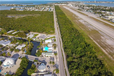 Casa en venta en Marathon, Florida, 4 dormitorios, 162.02 m2 № 1975972 - foto 28