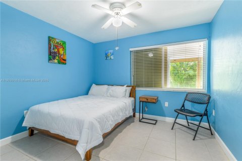 Casa en venta en Marathon, Florida, 4 dormitorios, 162.02 m2 № 1975972 - foto 10