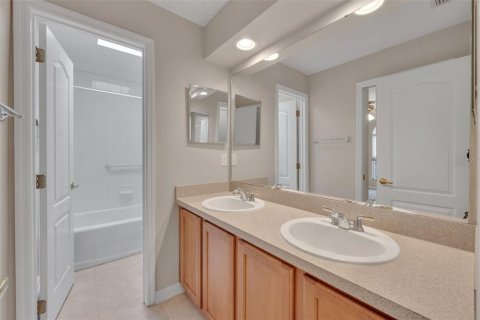 Casa en alquiler en Oviedo, Florida, 4 dormitorios, 215.53 m2 № 1849364 - foto 24