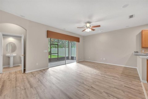 Casa en alquiler en Oviedo, Florida, 4 dormitorios, 215.53 m2 № 1849364 - foto 7