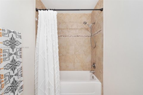 Villa ou maison à vendre à Homestead, Floride: 3 chambres, 224.45 m2 № 1968718 - photo 8