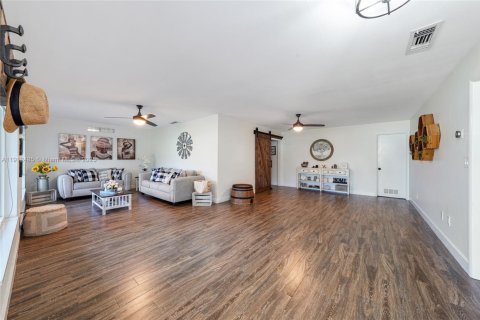 Villa ou maison à vendre à Homestead, Floride: 3 chambres, 224.45 m2 № 1968718 - photo 4