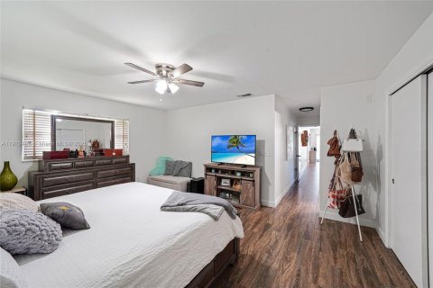 Villa ou maison à vendre à Homestead, Floride: 3 chambres, 224.45 m2 № 1968718 - photo 13