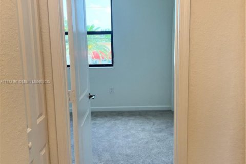 Condo in Homestead, Florida, 3 bedrooms  № 1898253 - photo 24