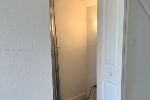 Condo in Homestead, Florida, 3 bedrooms  № 1898253 - photo 15