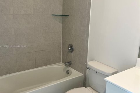 Condo in Homestead, Florida, 3 bedrooms  № 1898253 - photo 9