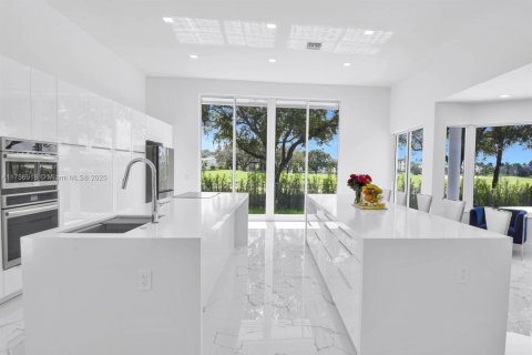 Villa ou maison à vendre à Boca Raton, Floride: 6 chambres, 390.28 m2 № 2018690 - photo 22