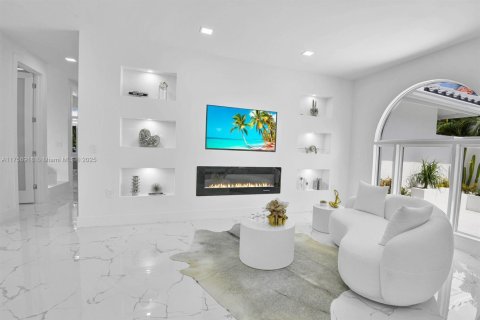 Villa ou maison à vendre à Boca Raton, Floride: 6 chambres, 390.28 m2 № 2018690 - photo 14